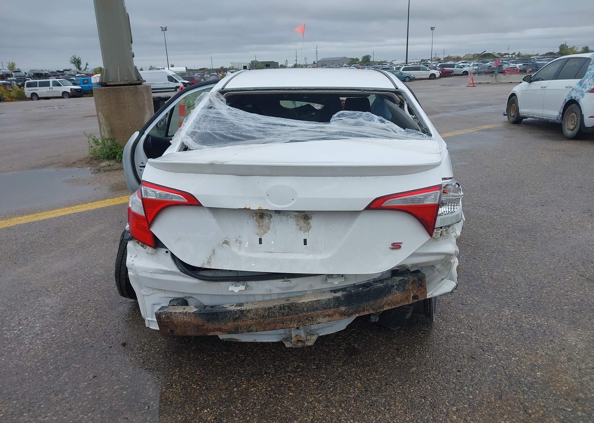 2016 TOYOTA COROLLA S