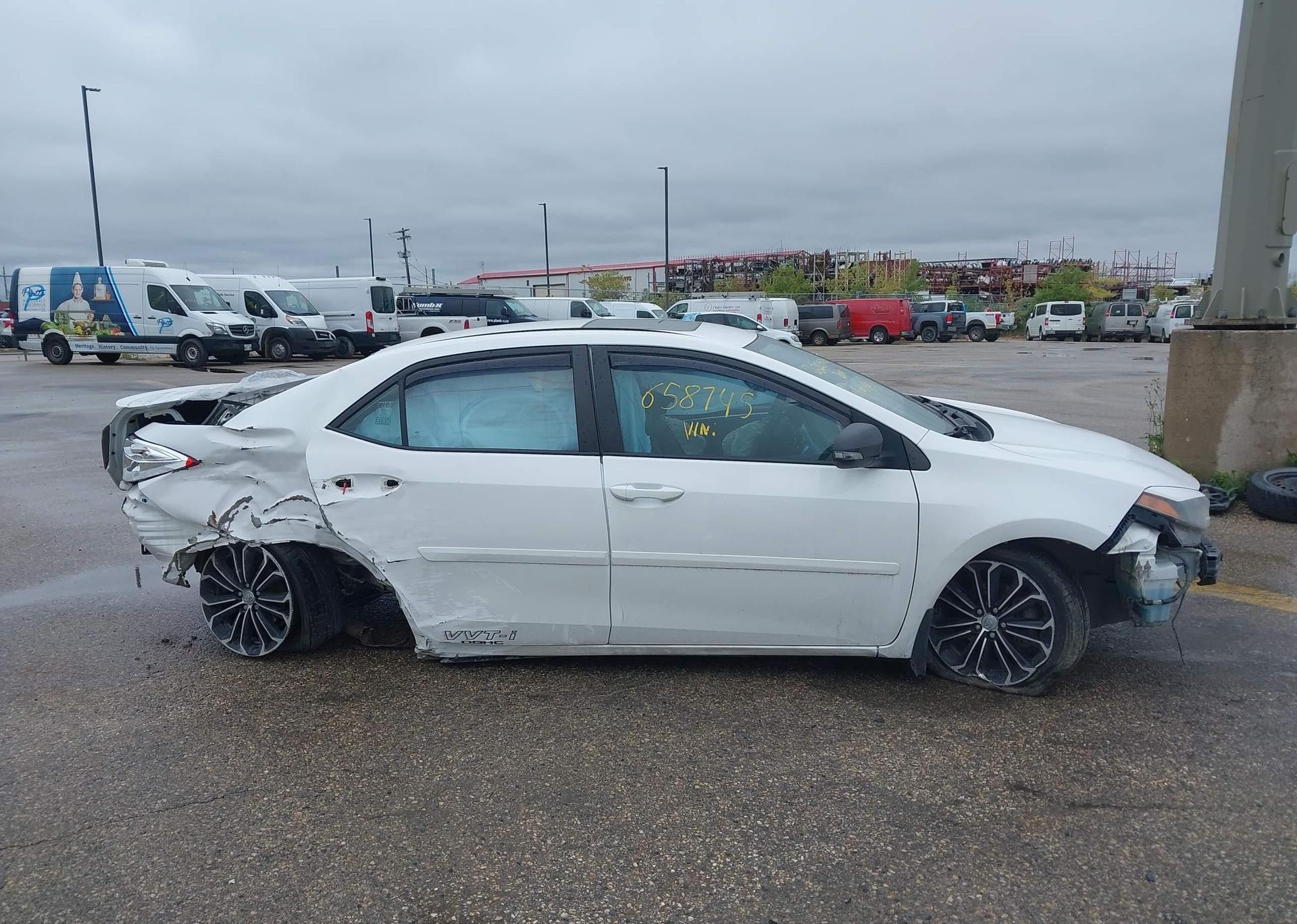 2016 TOYOTA COROLLA S