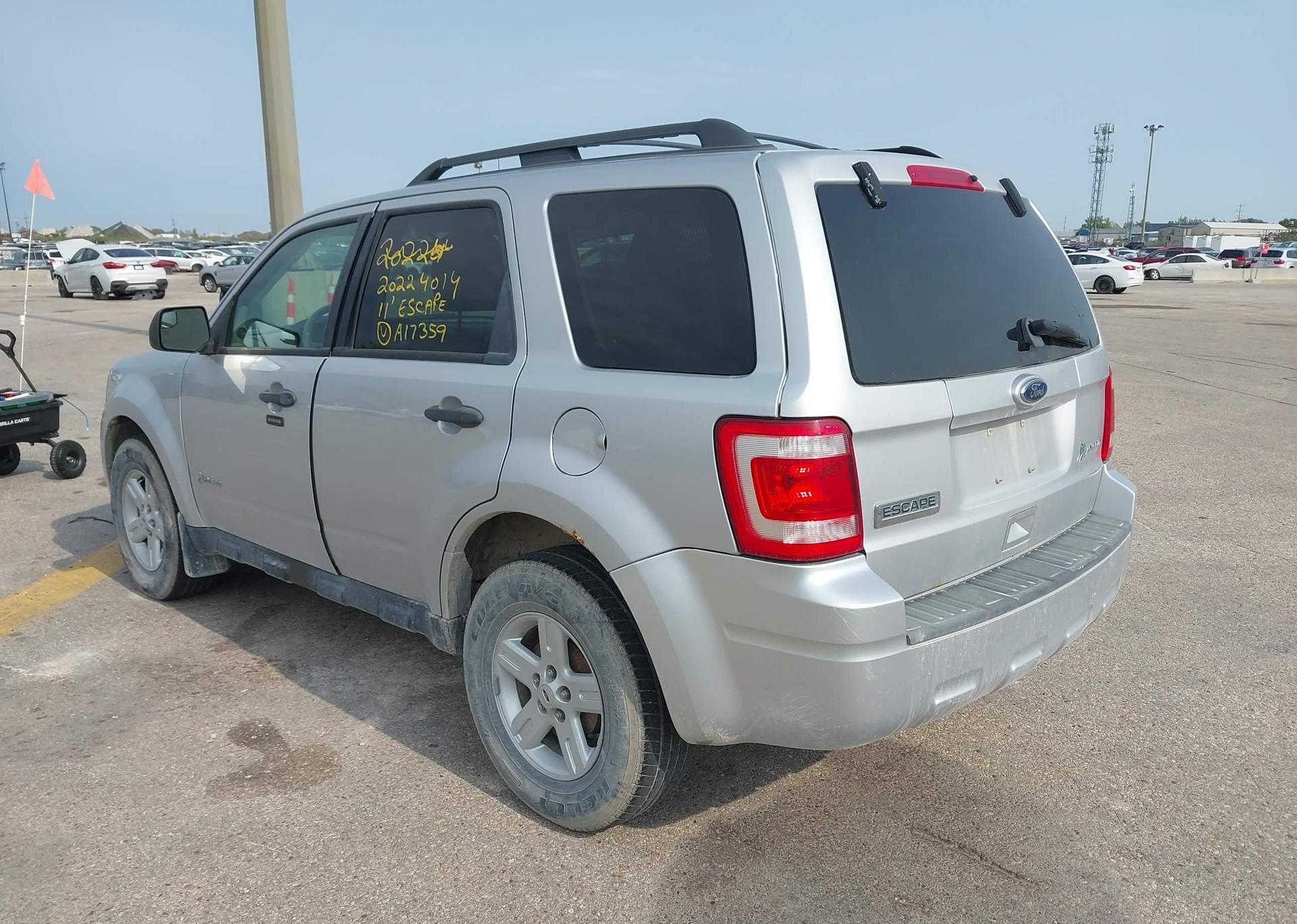 2011 FORD ESCAPE HYBRID
