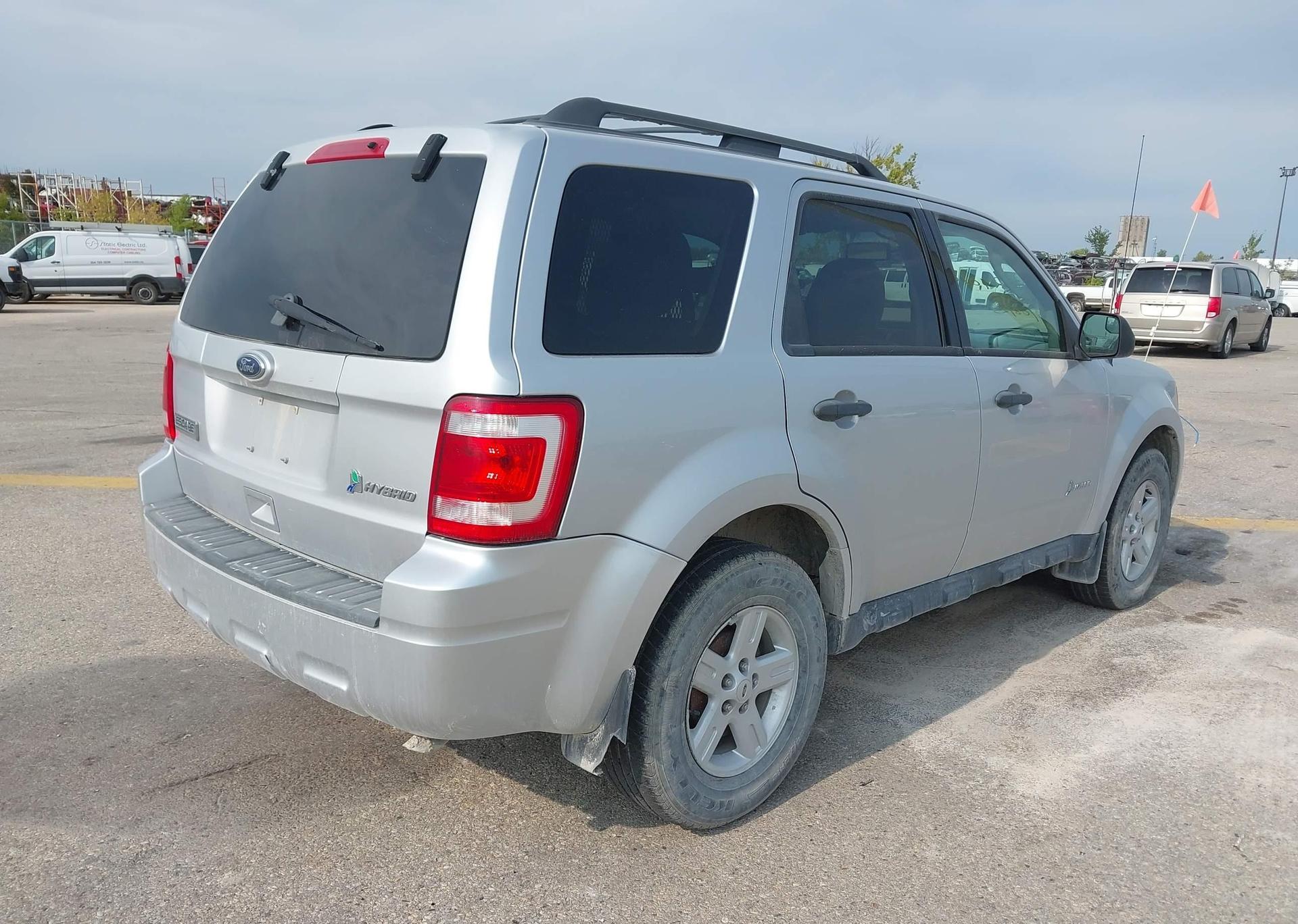2011 FORD ESCAPE HYBRID