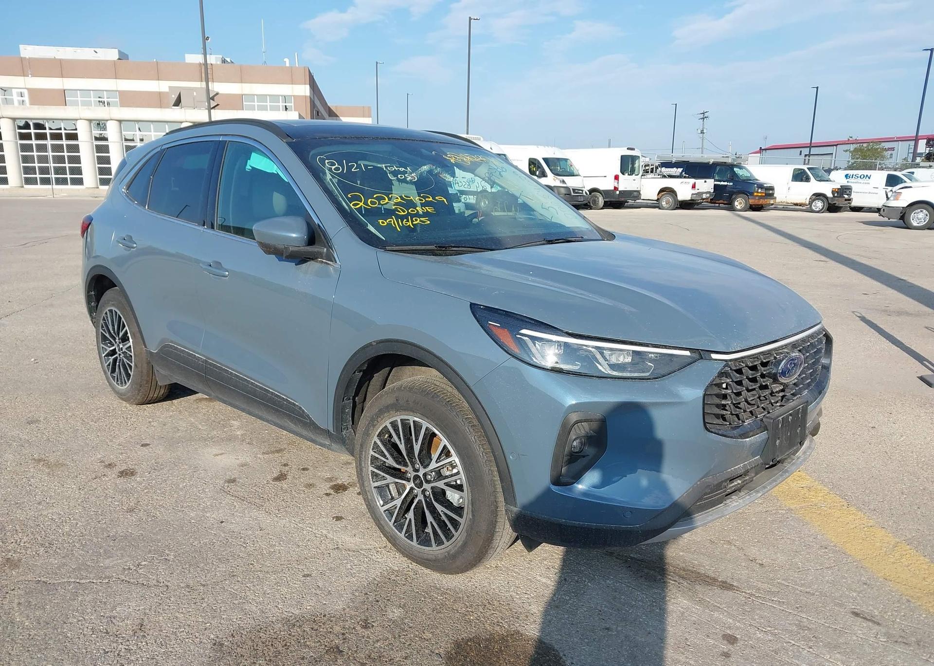 2024 FORD ESCAPE PHEV