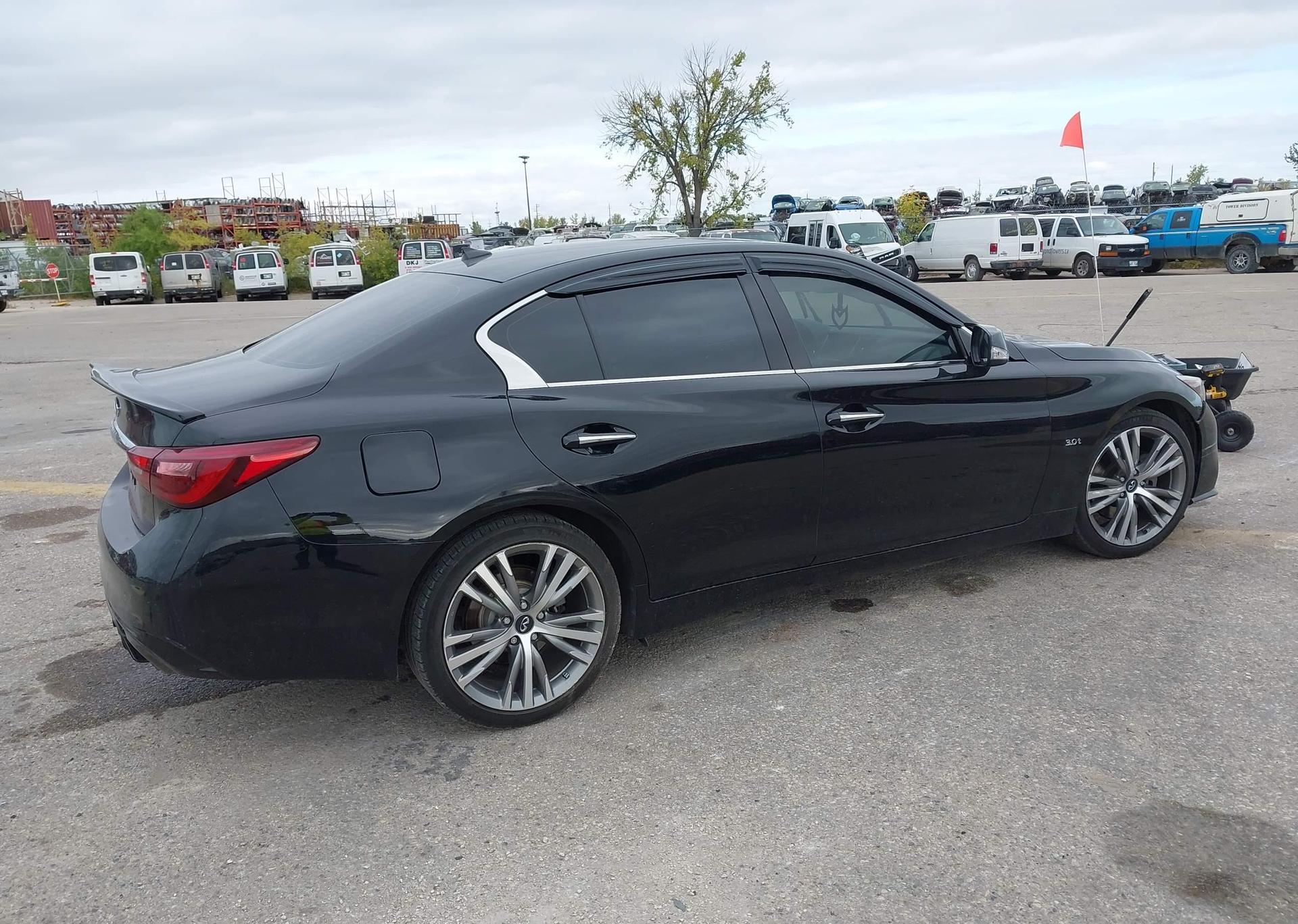2018 INFINITI Q50 LUXE 3.0T