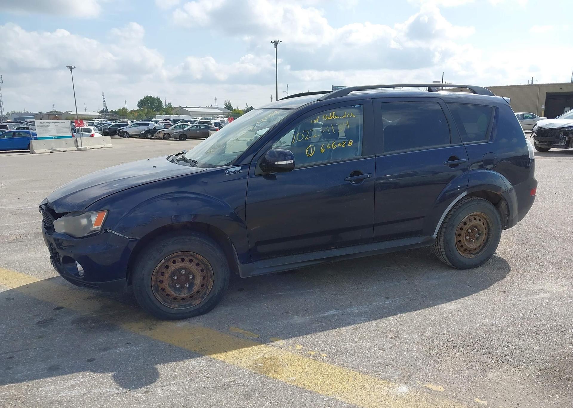2010 MITSUBISHI OUTLANDER LS