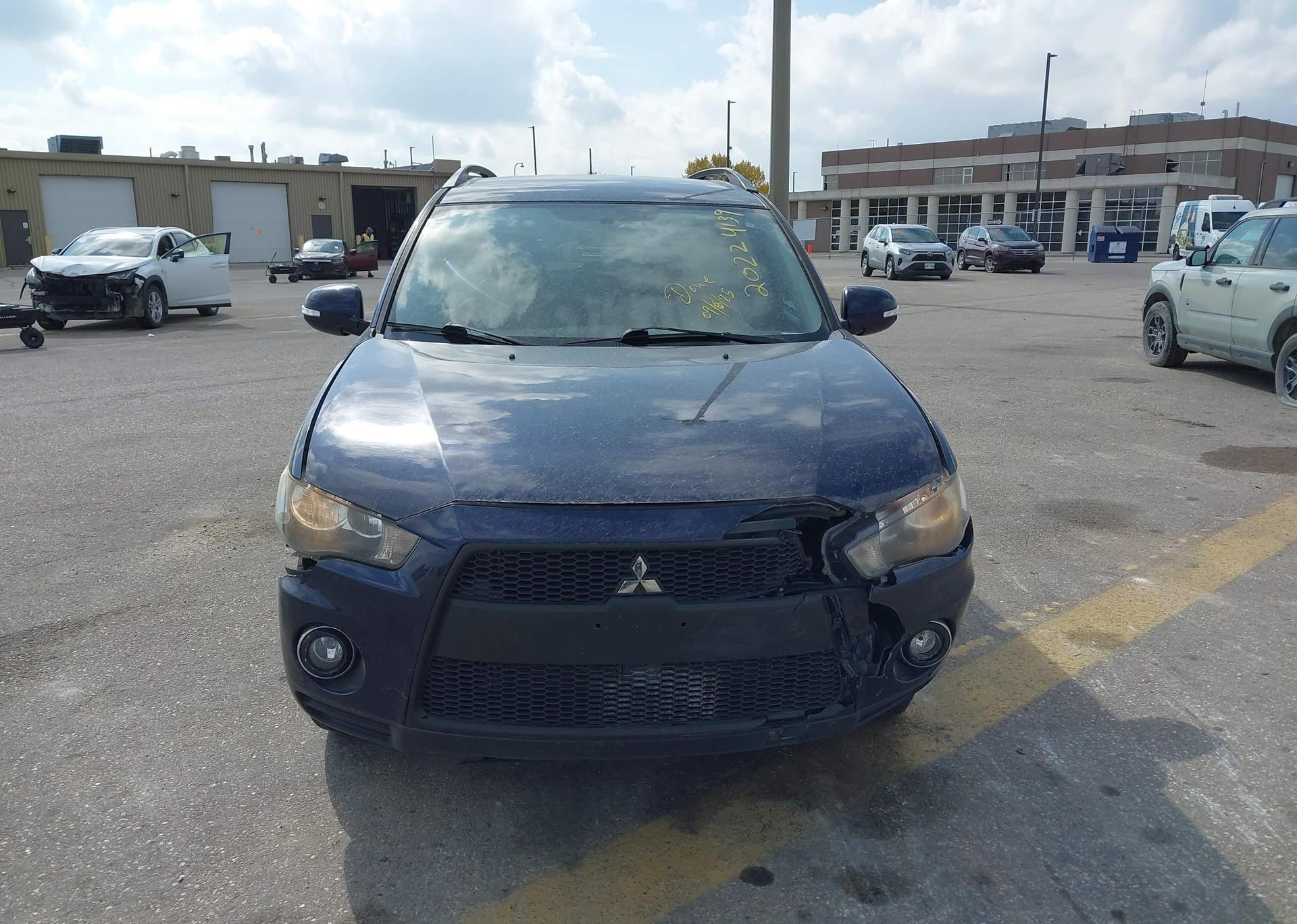 2010 MITSUBISHI OUTLANDER LS