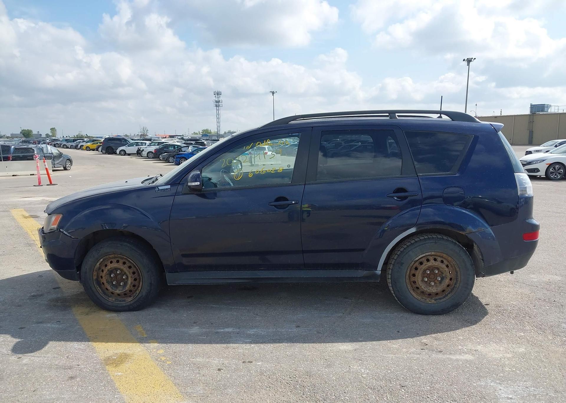 2010 MITSUBISHI OUTLANDER LS