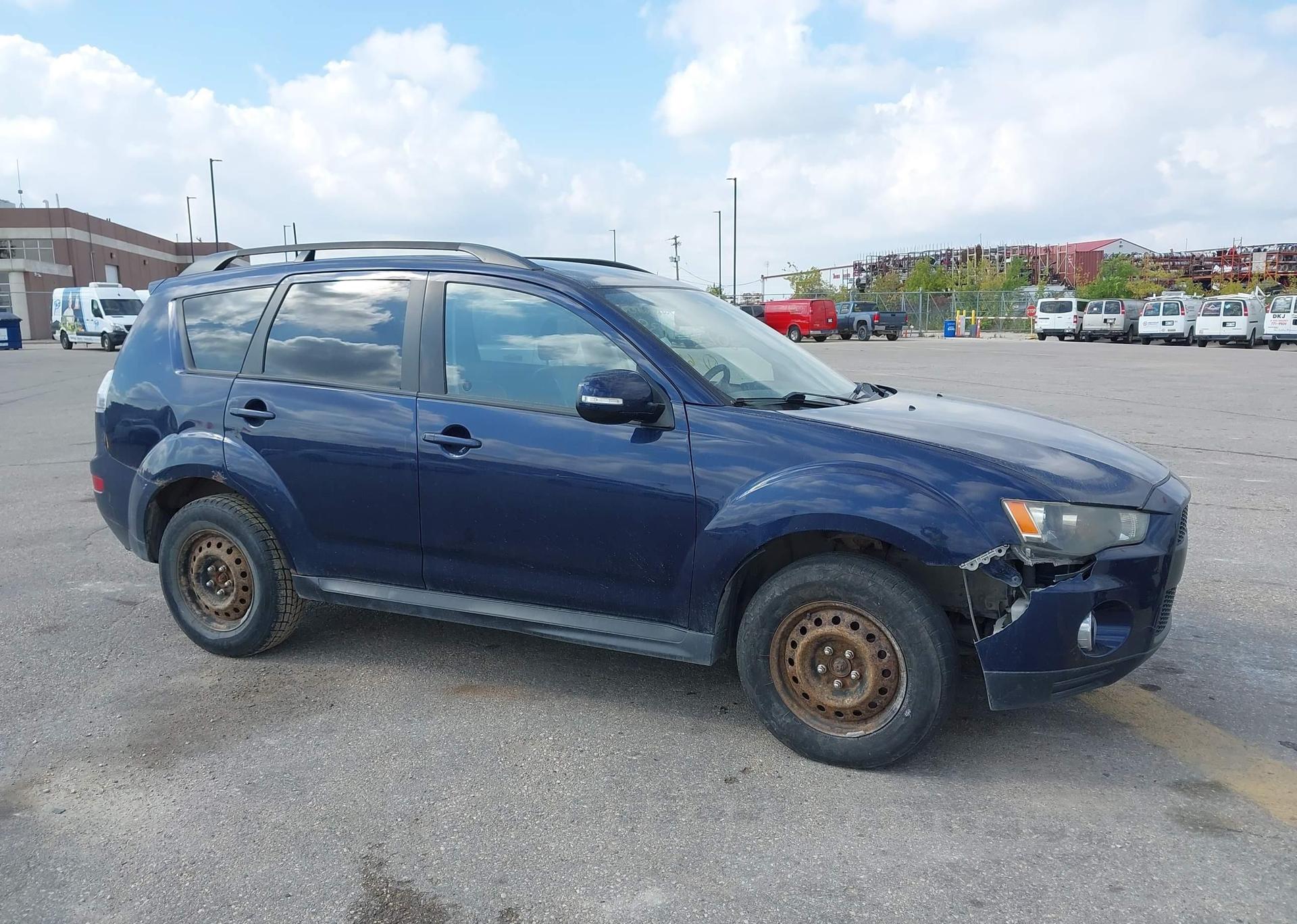 2010 MITSUBISHI OUTLANDER LS