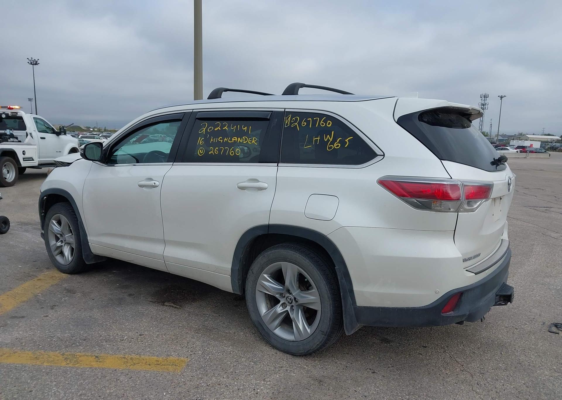 2016 TOYOTA HIGHLANDER LIMITED V6