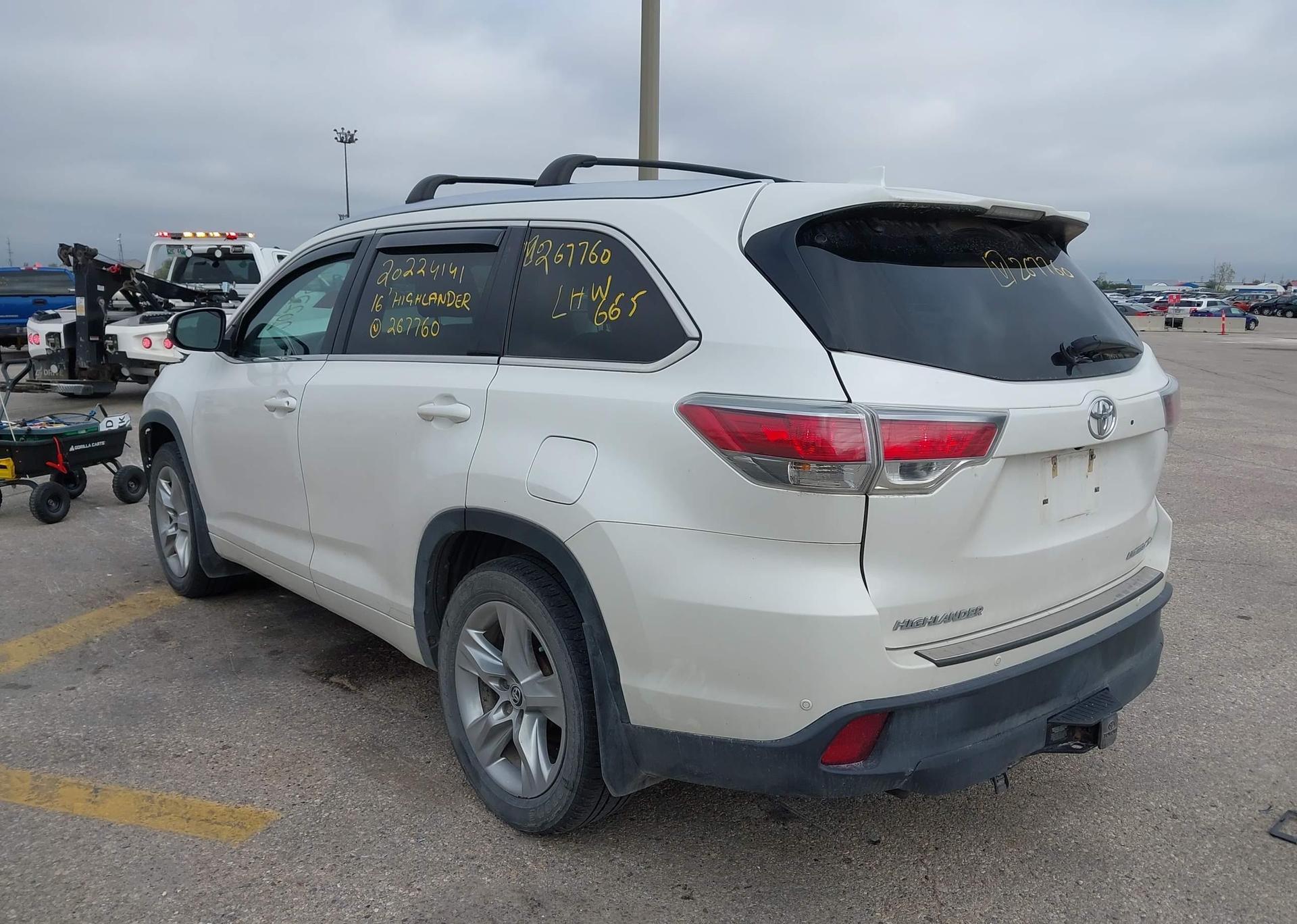 2016 TOYOTA HIGHLANDER LIMITED V6
