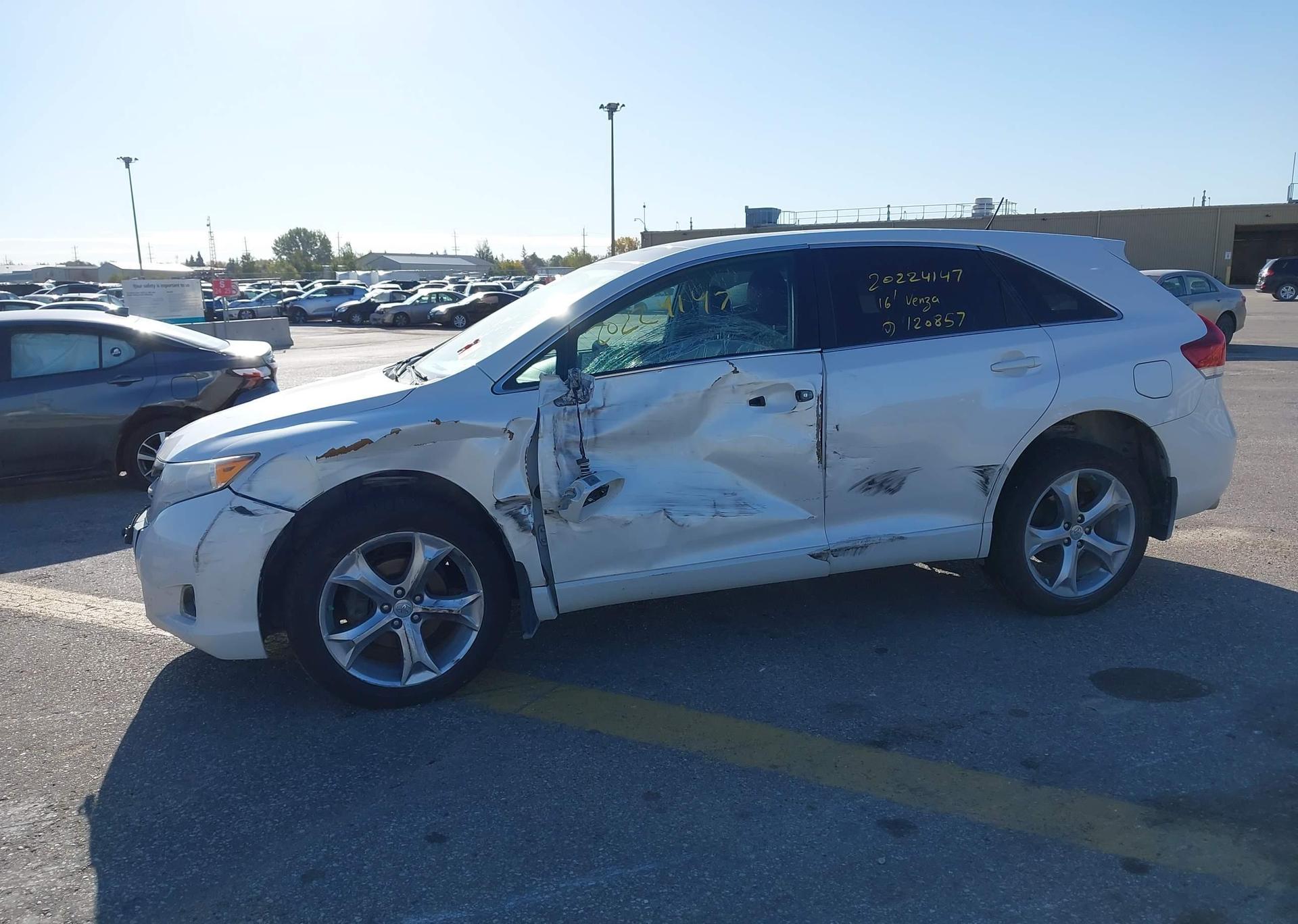 2016 TOYOTA VENZA V6