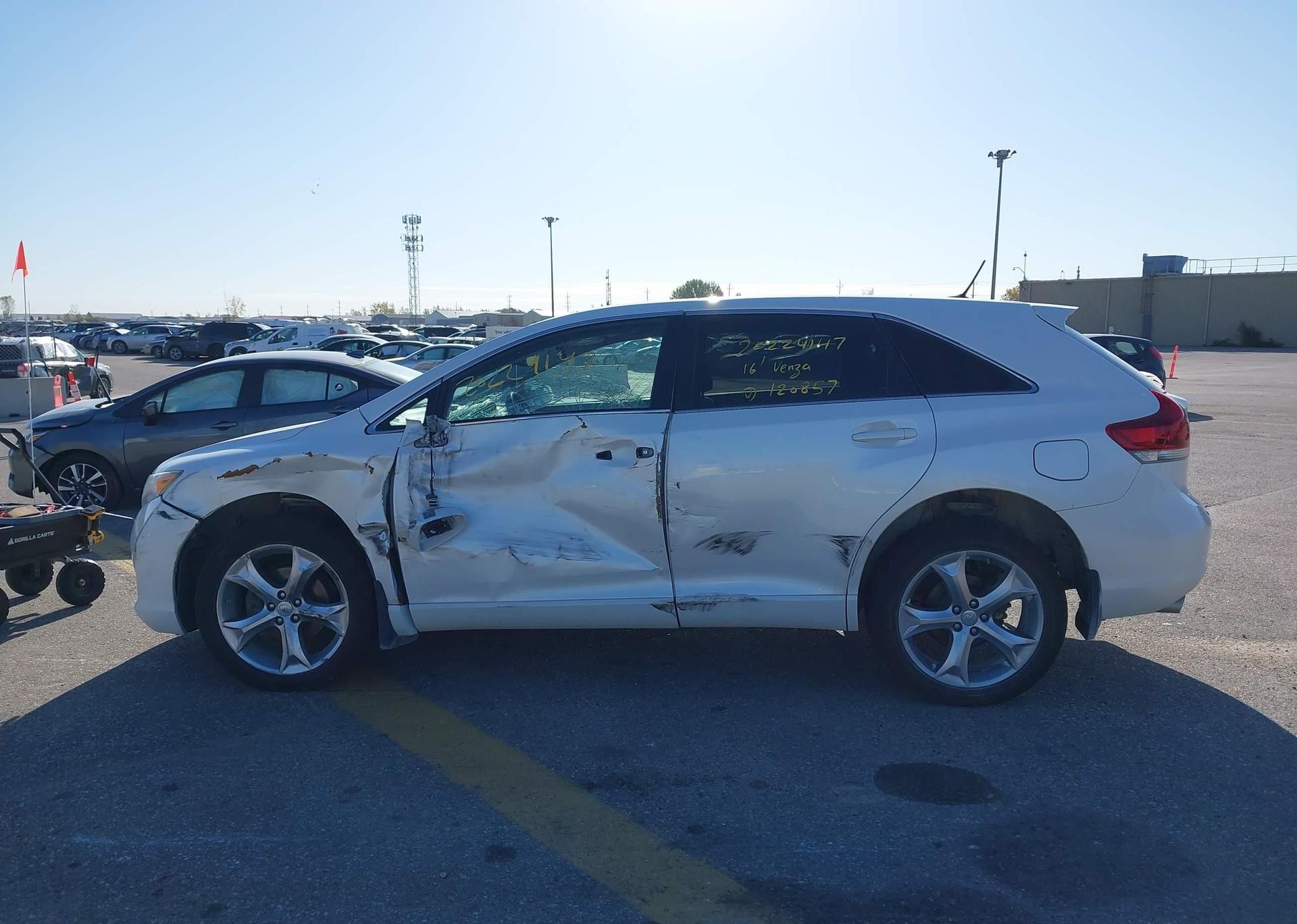 2016 TOYOTA VENZA V6