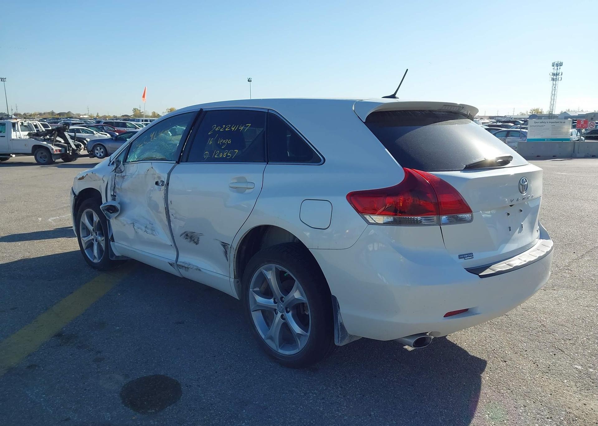 2016 TOYOTA VENZA V6