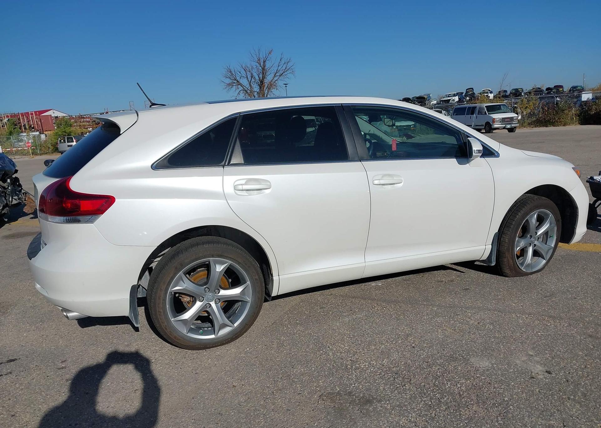 2016 TOYOTA VENZA V6