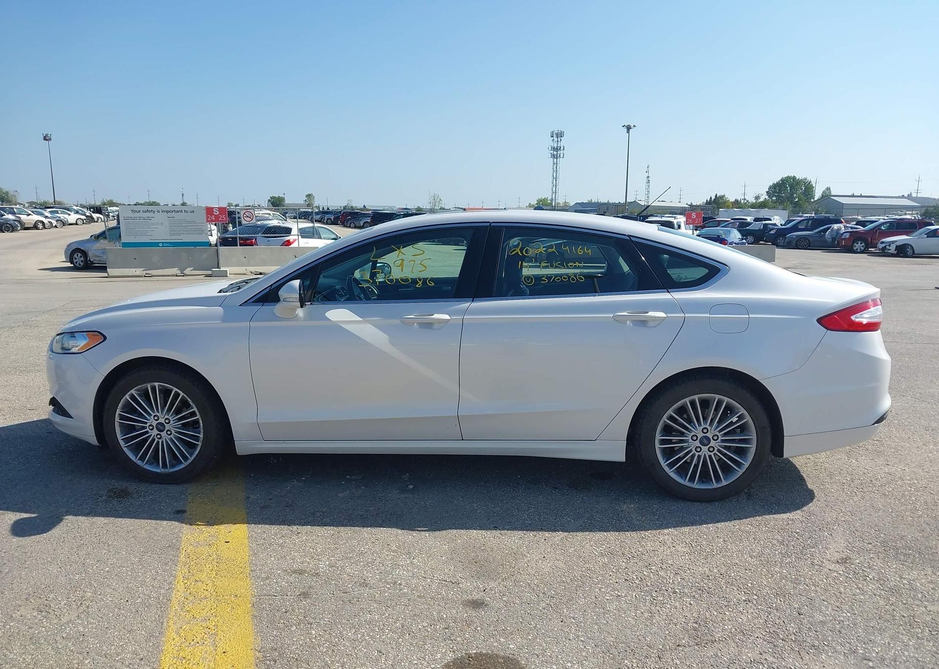 2014 FORD FUSION SE