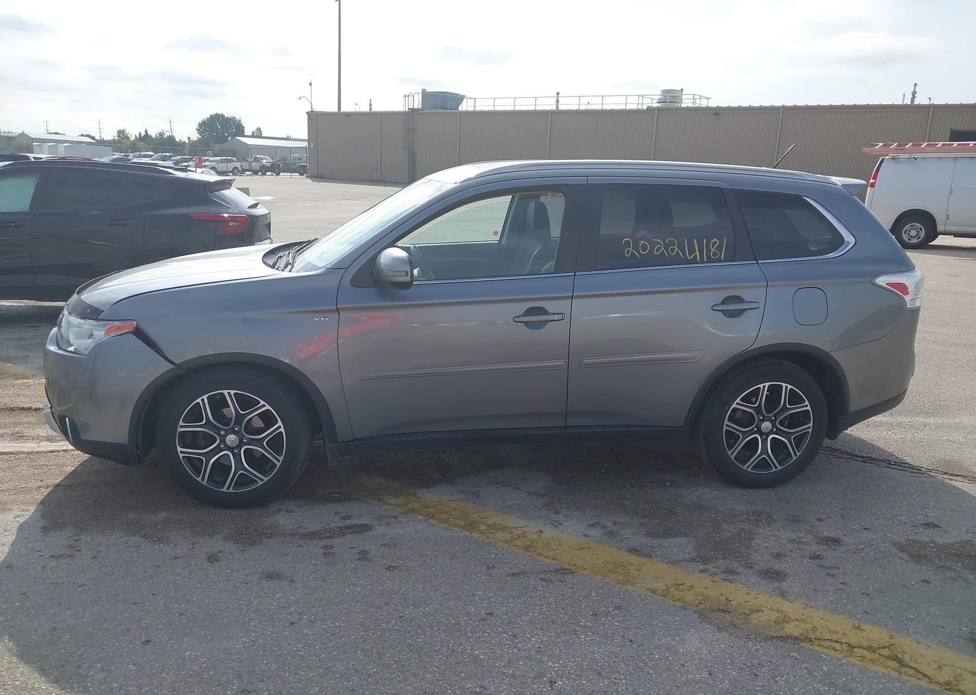 2015 MITSUBISHI OUTLANDER GT