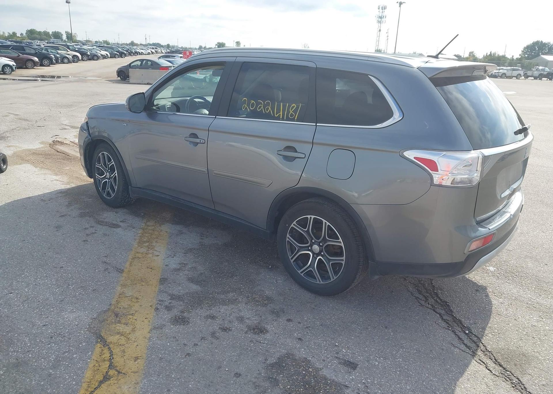2015 MITSUBISHI OUTLANDER GT
