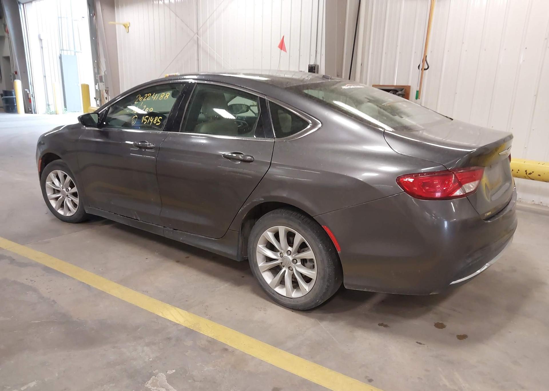 2016 CHRYSLER 200 C