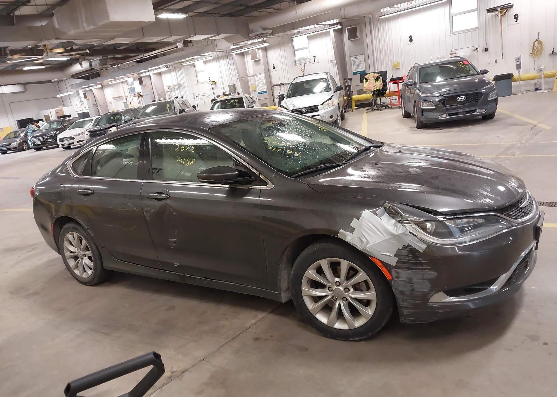 2016 CHRYSLER 200 C
