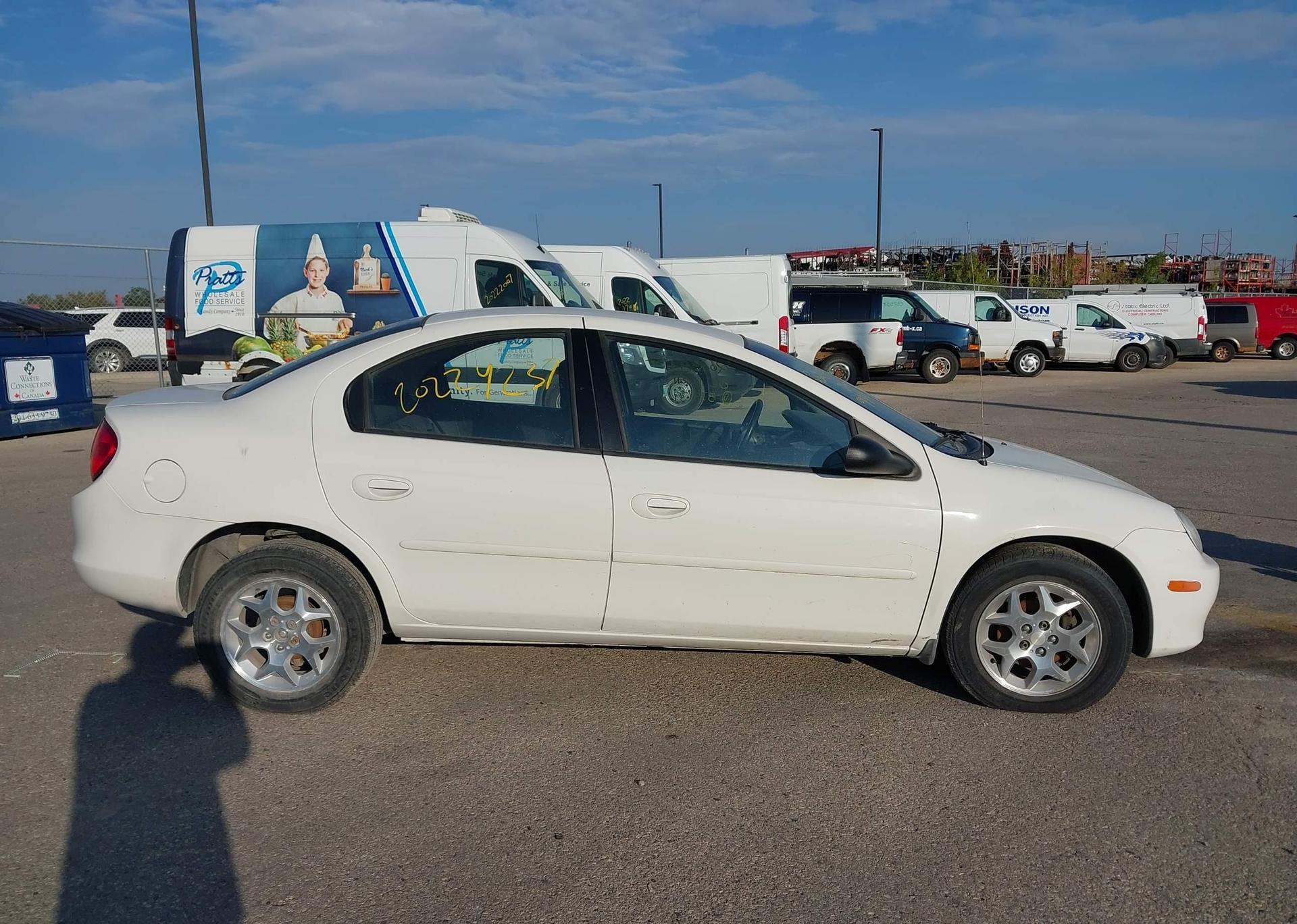 2002 CHRYSLER NEON LE