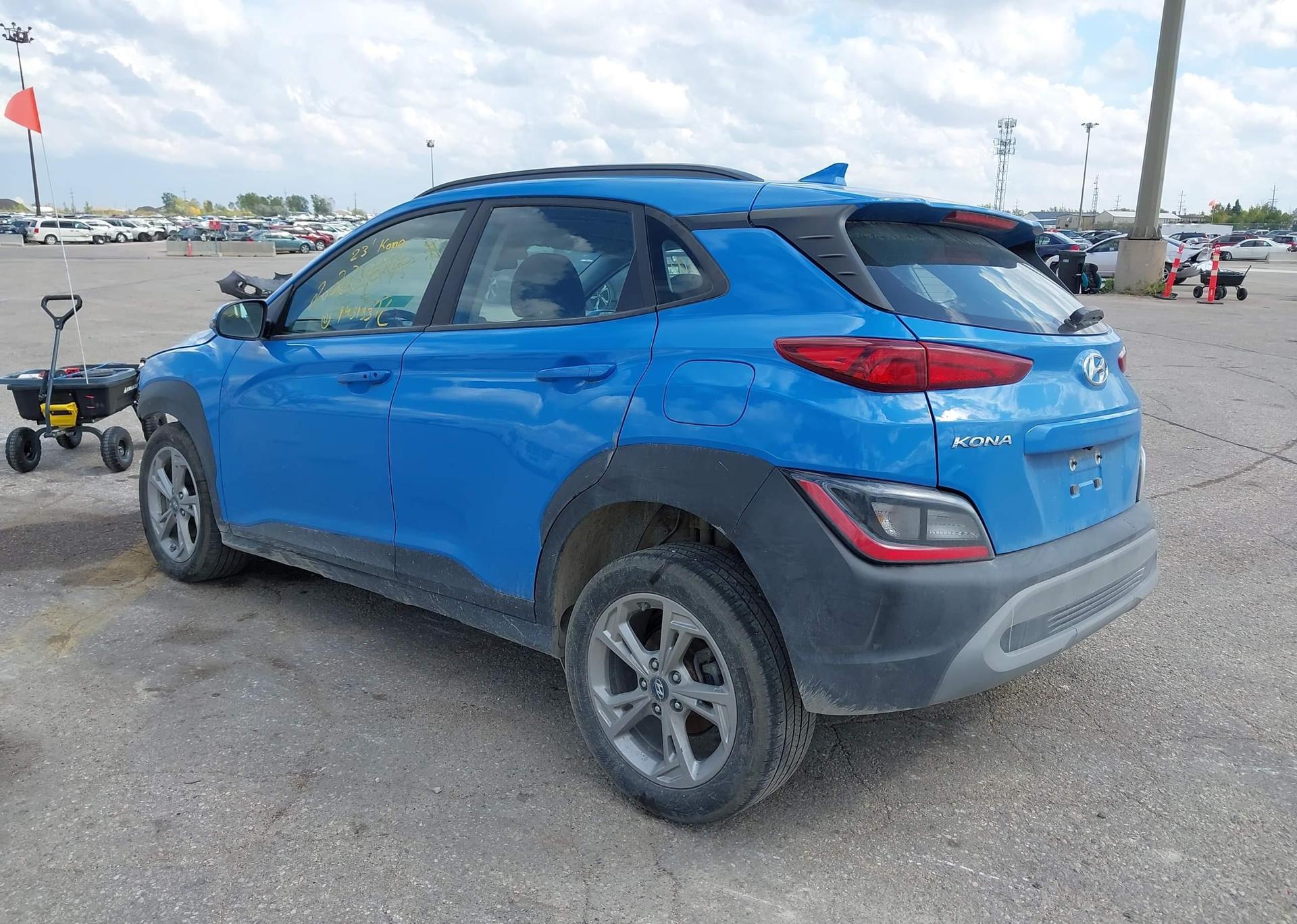 2023 HYUNDAI KONA ESSENTIAL