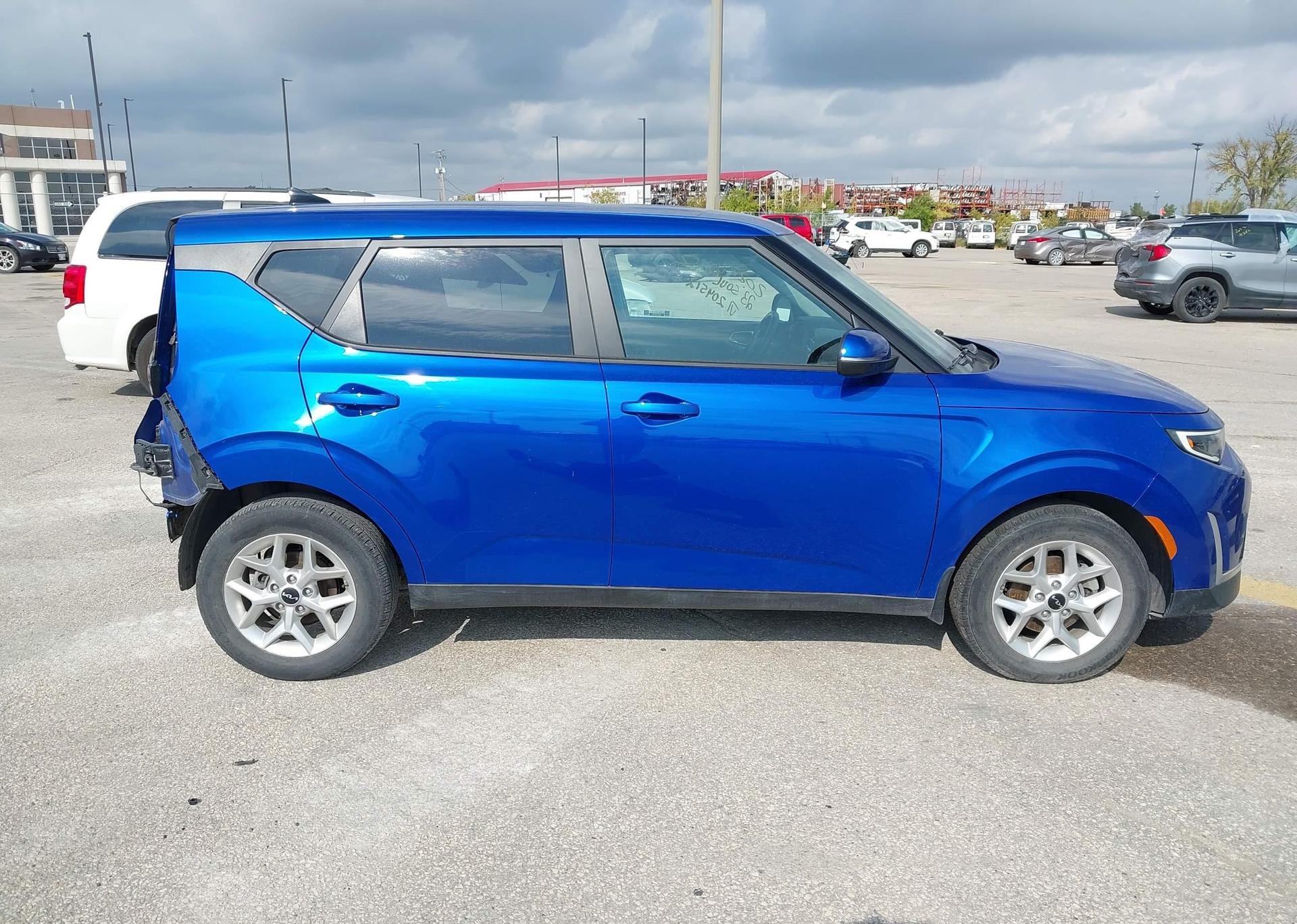 2023 KIA SOUL EX
