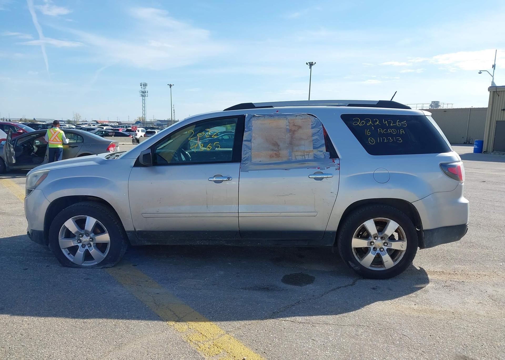2016 GMC ACADIA SLE