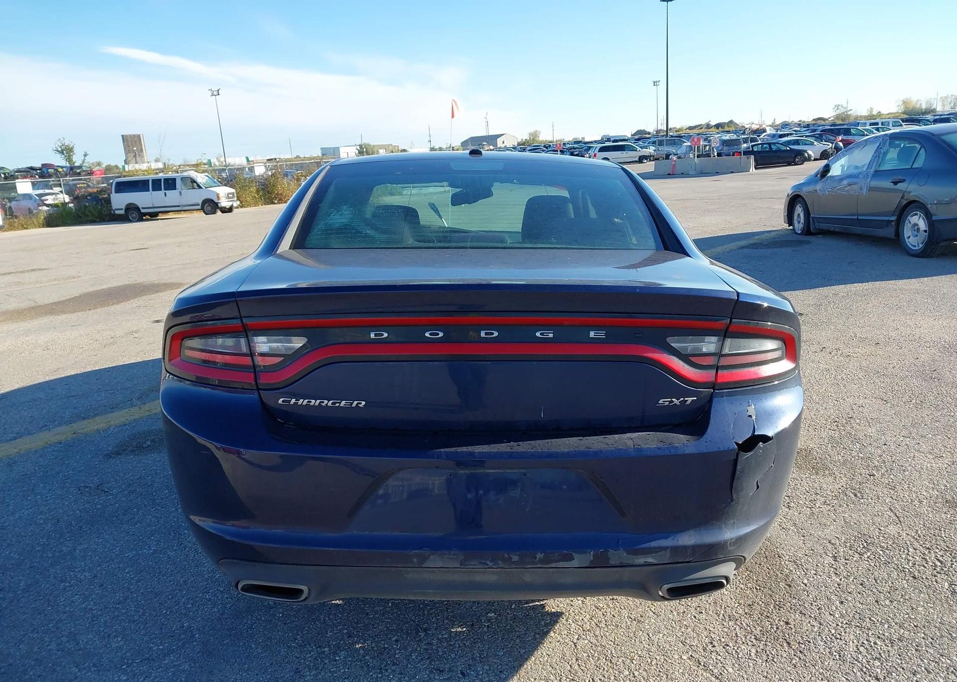 2015 DODGE CHARGER SXT