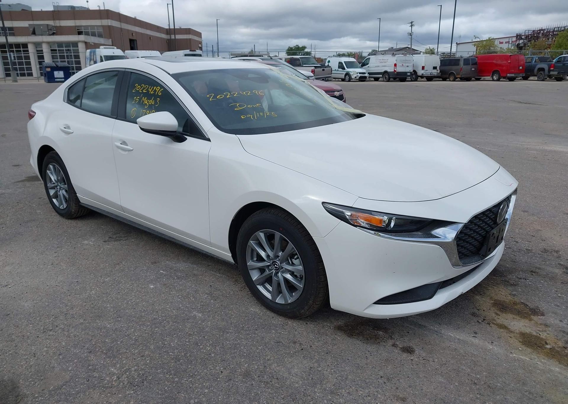 2025 MAZDA MAZDA3 GS