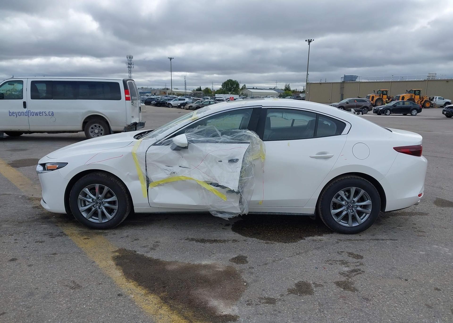 2025 MAZDA MAZDA3 GS