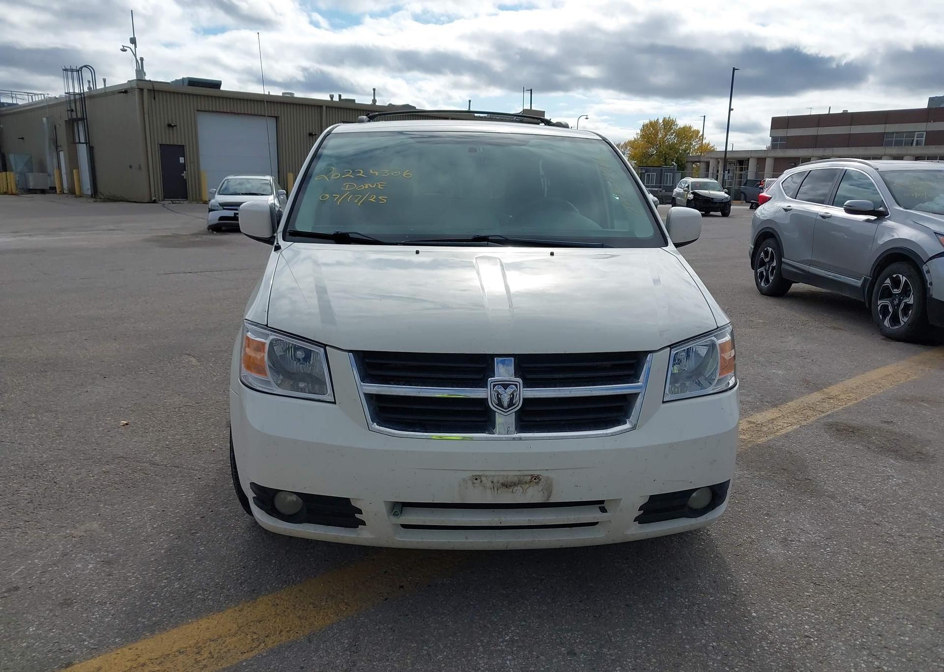 2010 DODGE GRAND CARAVAN SXT