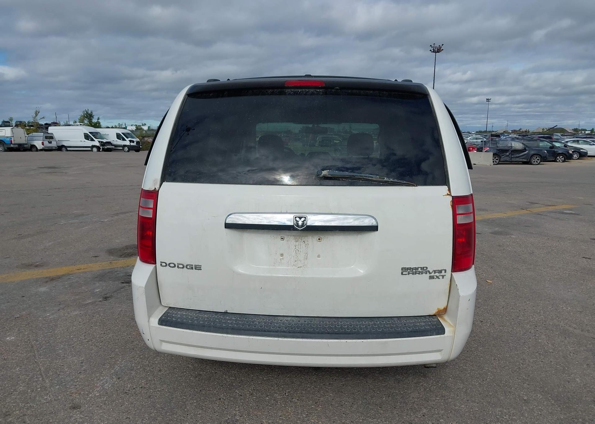 2010 DODGE GRAND CARAVAN SXT