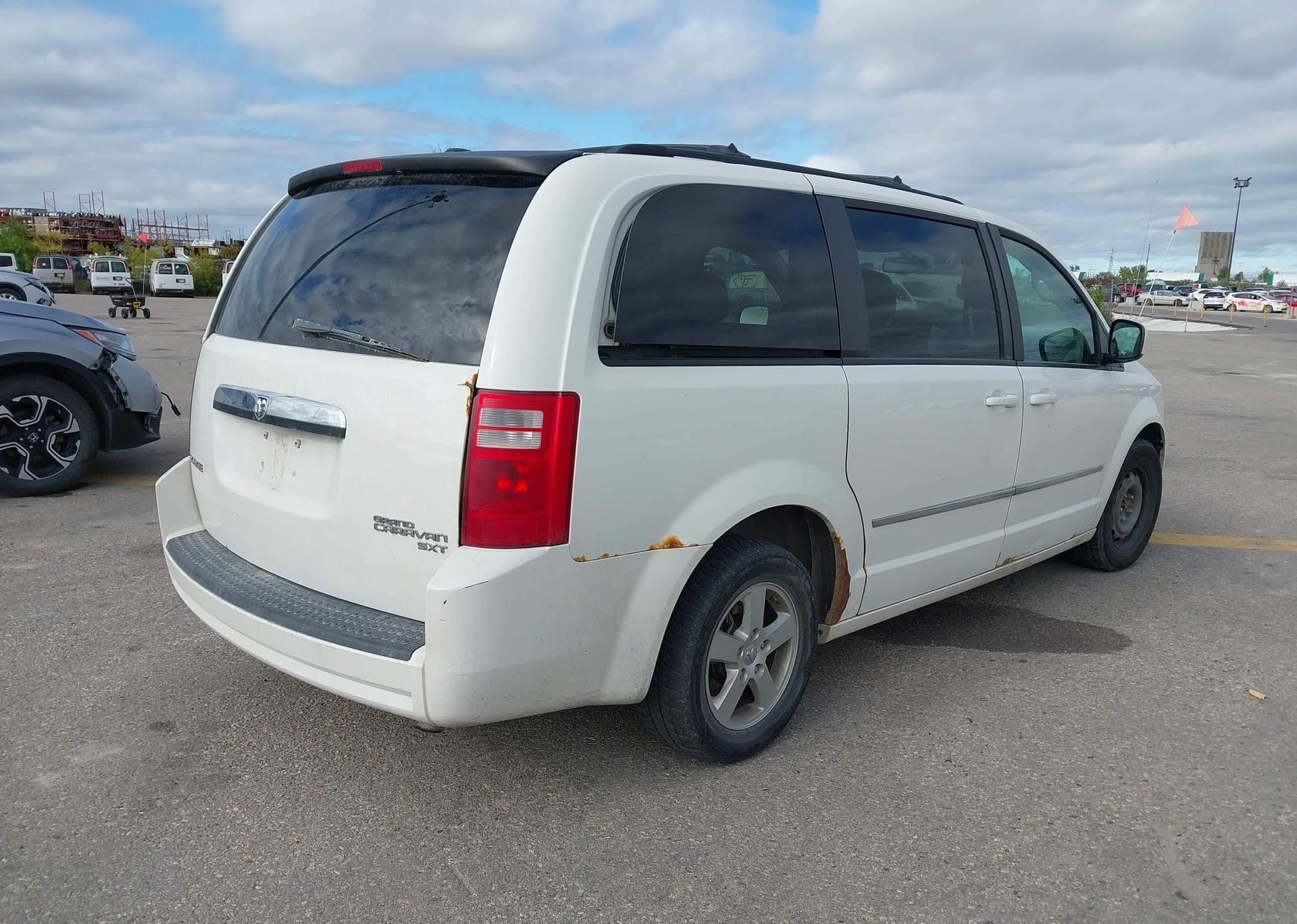 2010 DODGE GRAND CARAVAN SXT