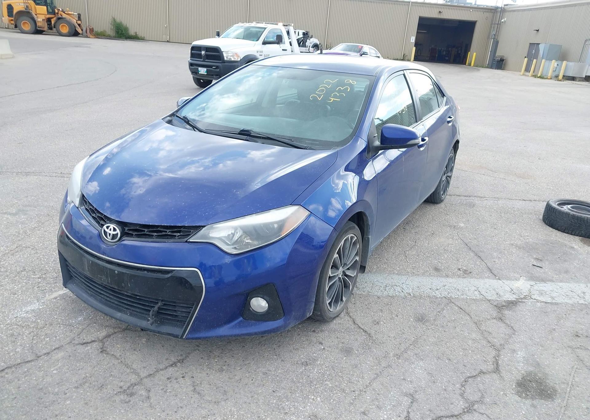 2016 TOYOTA COROLLA S