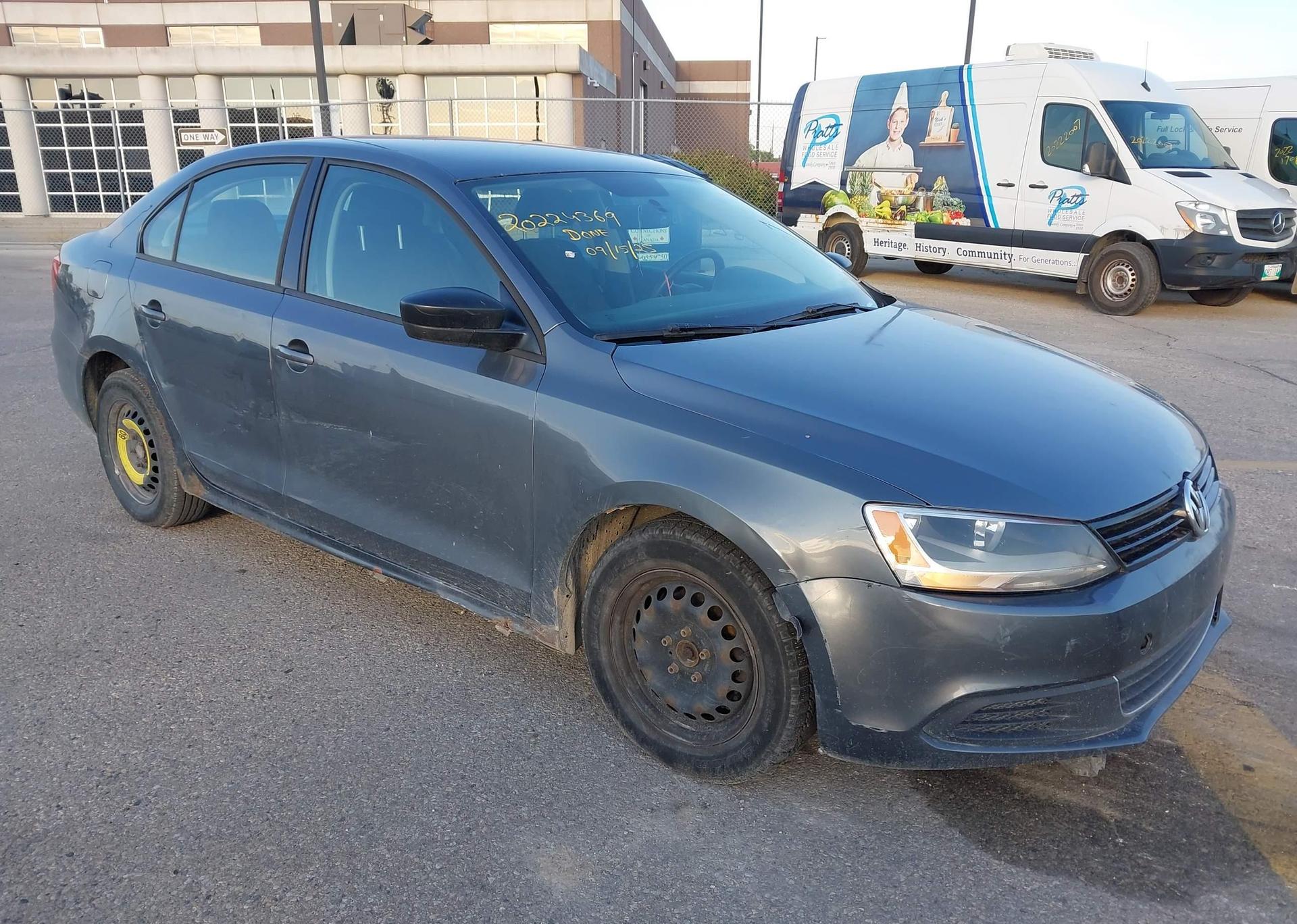 2011 VOLKSWAGEN JETTA 2.0