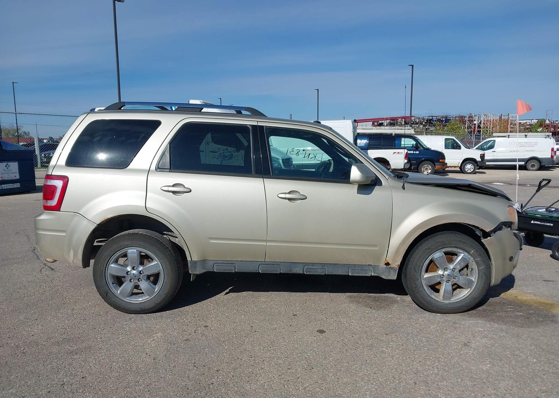2010 FORD ESCAPE LIMITED V6
