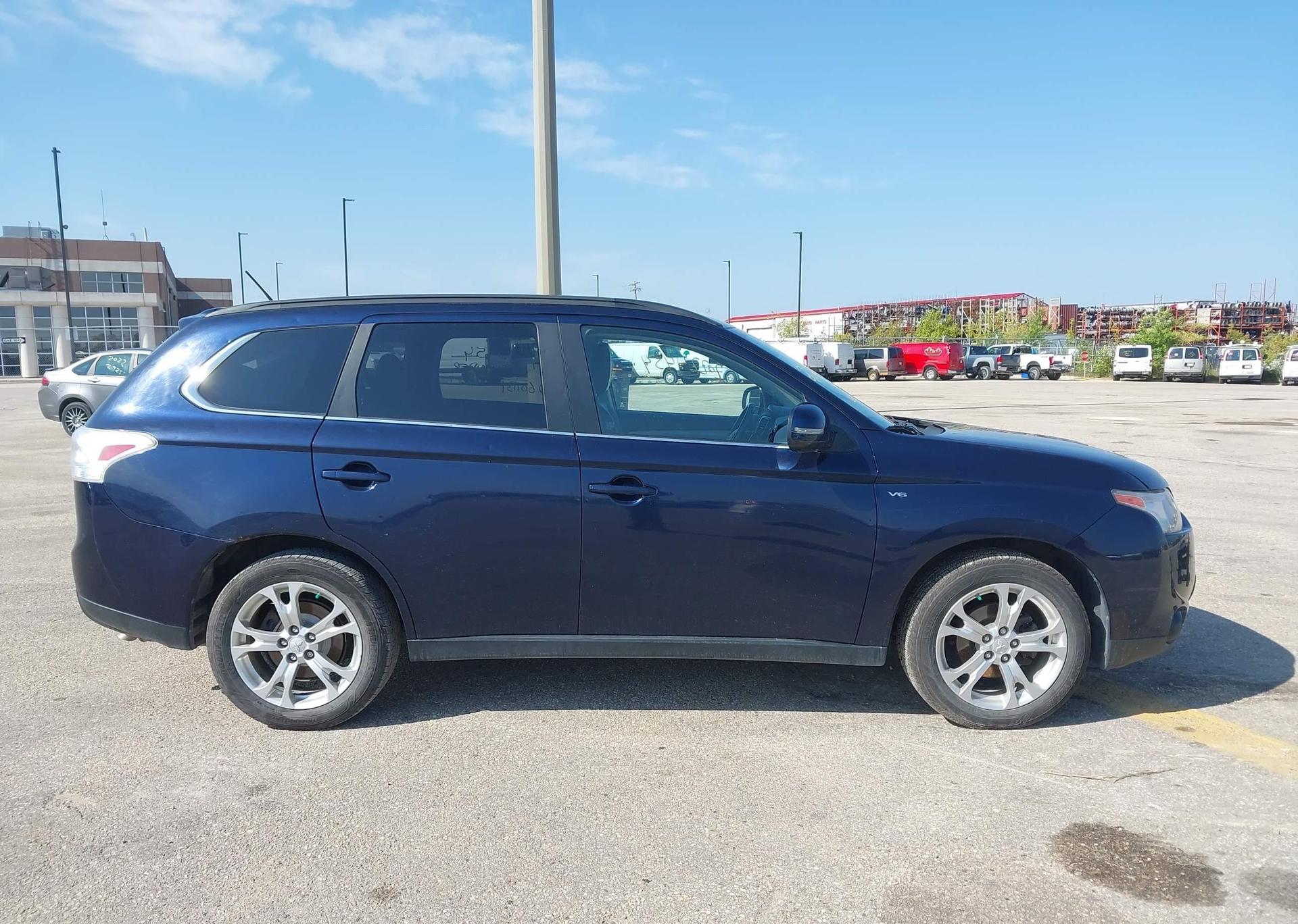 2014 MITSUBISHI OUTLANDER GT