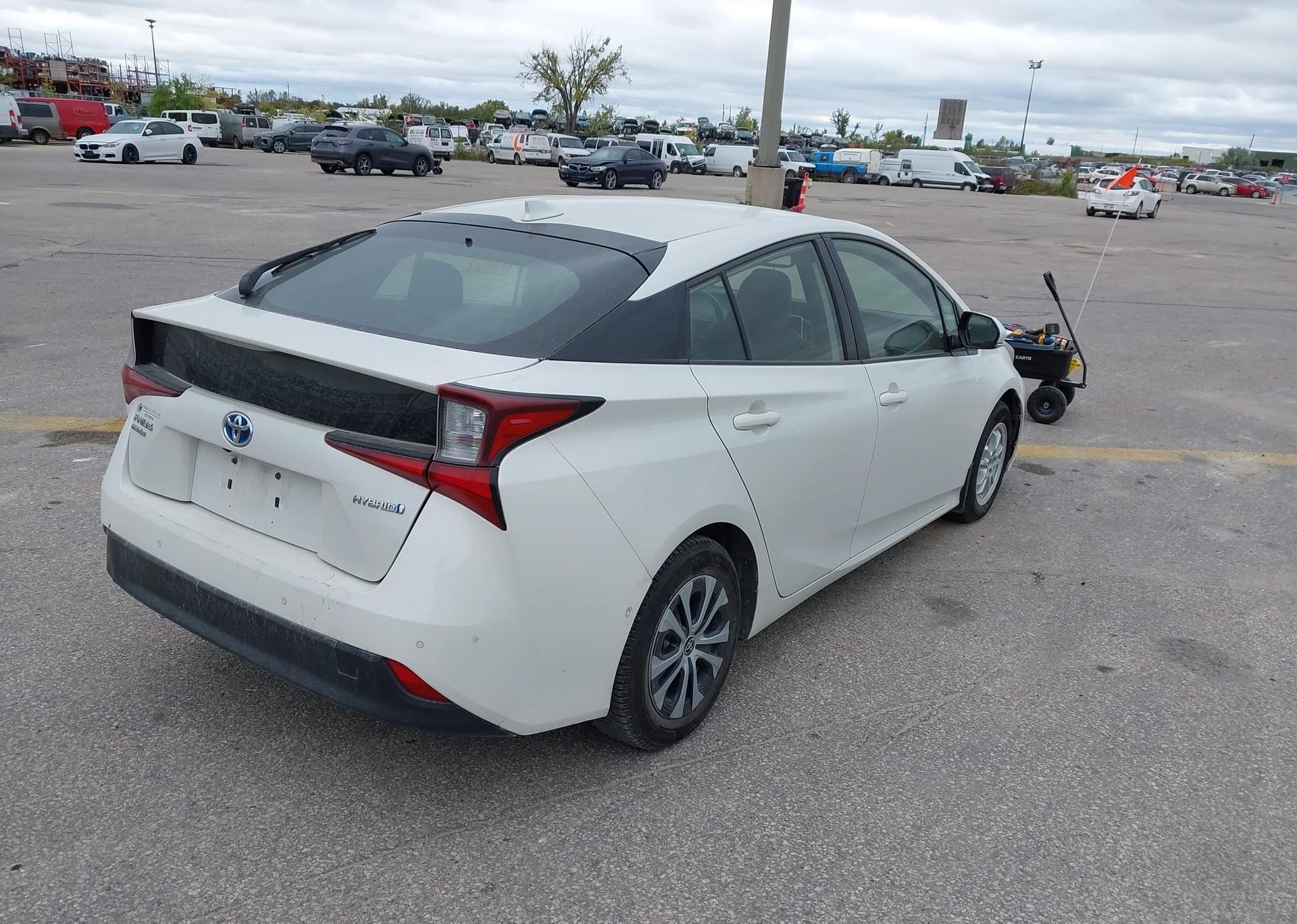 2020 TOYOTA PRIUS AWD-E