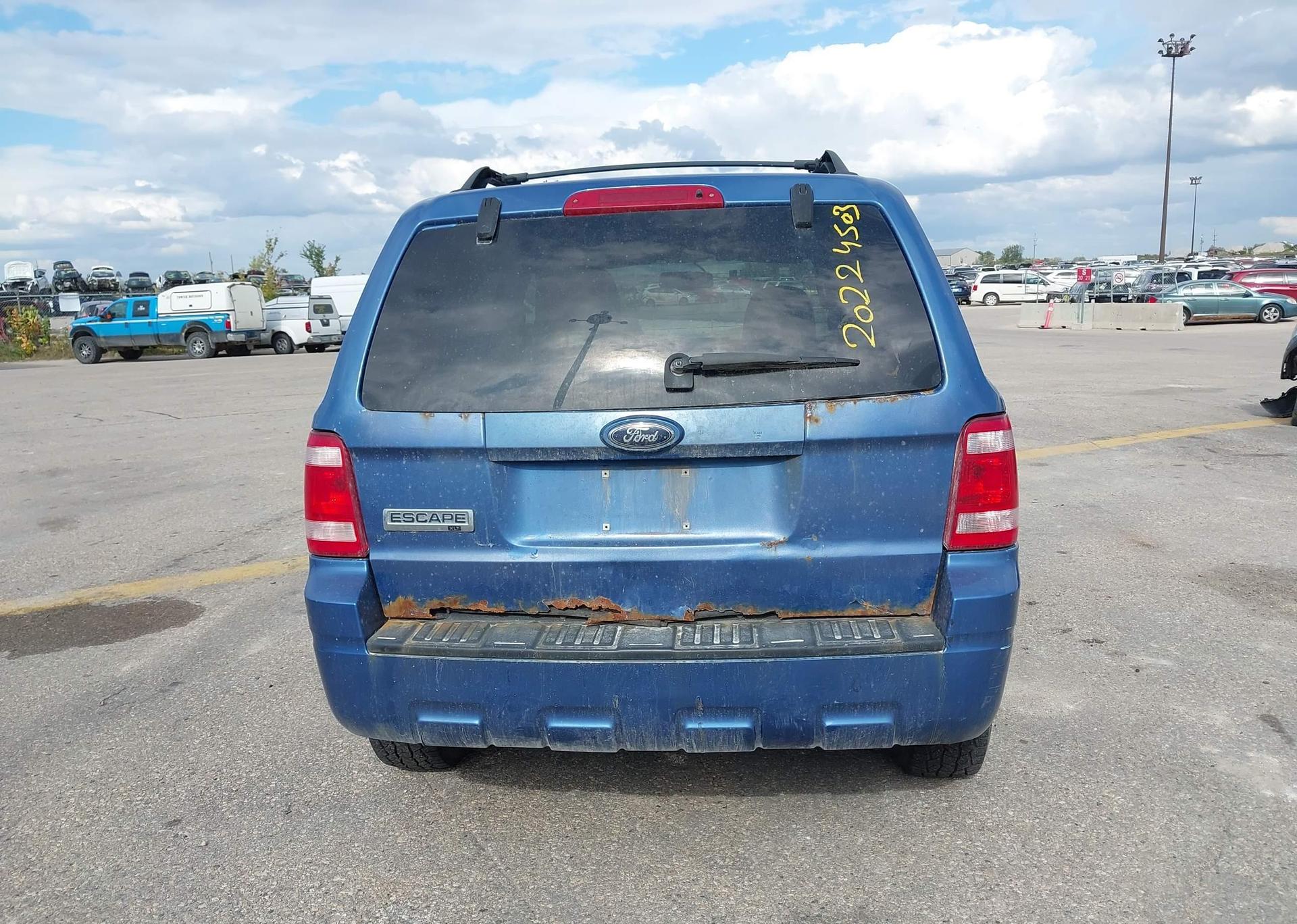 2009 FORD ESCAPE XLT