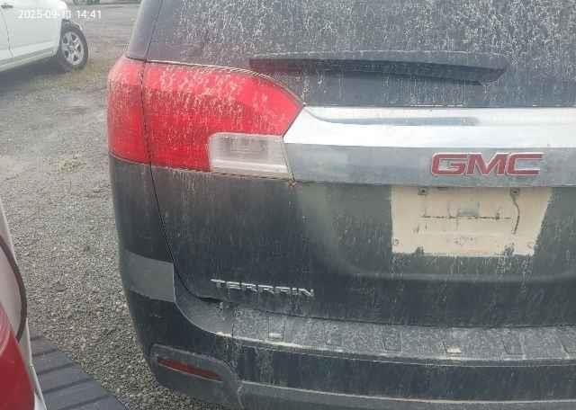 2013 GMC TERRAIN SLE-2