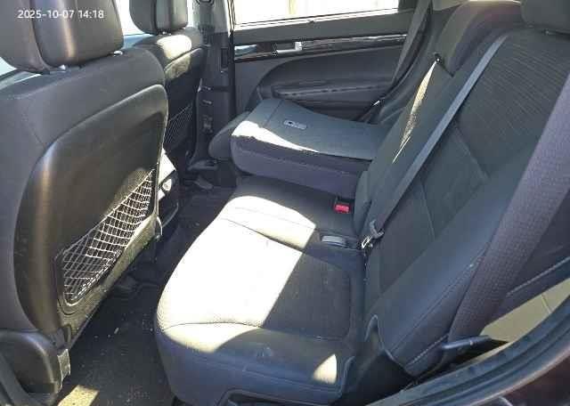 2014 KIA SORENTO LX V6