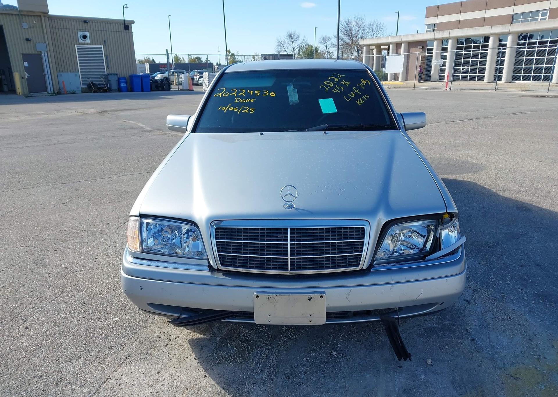 1996 MERCEDES-BENZ C220W