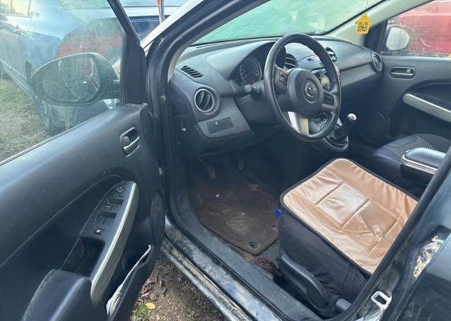 2011 MAZDA MAZDA2 GS