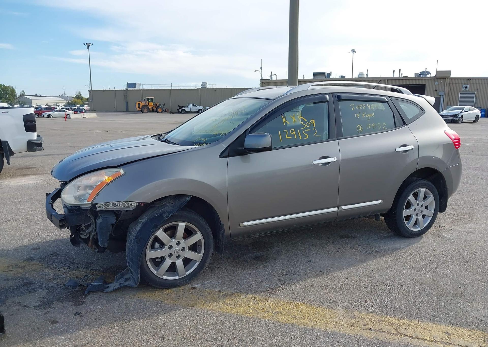 2013 NISSAN ROGUE SV