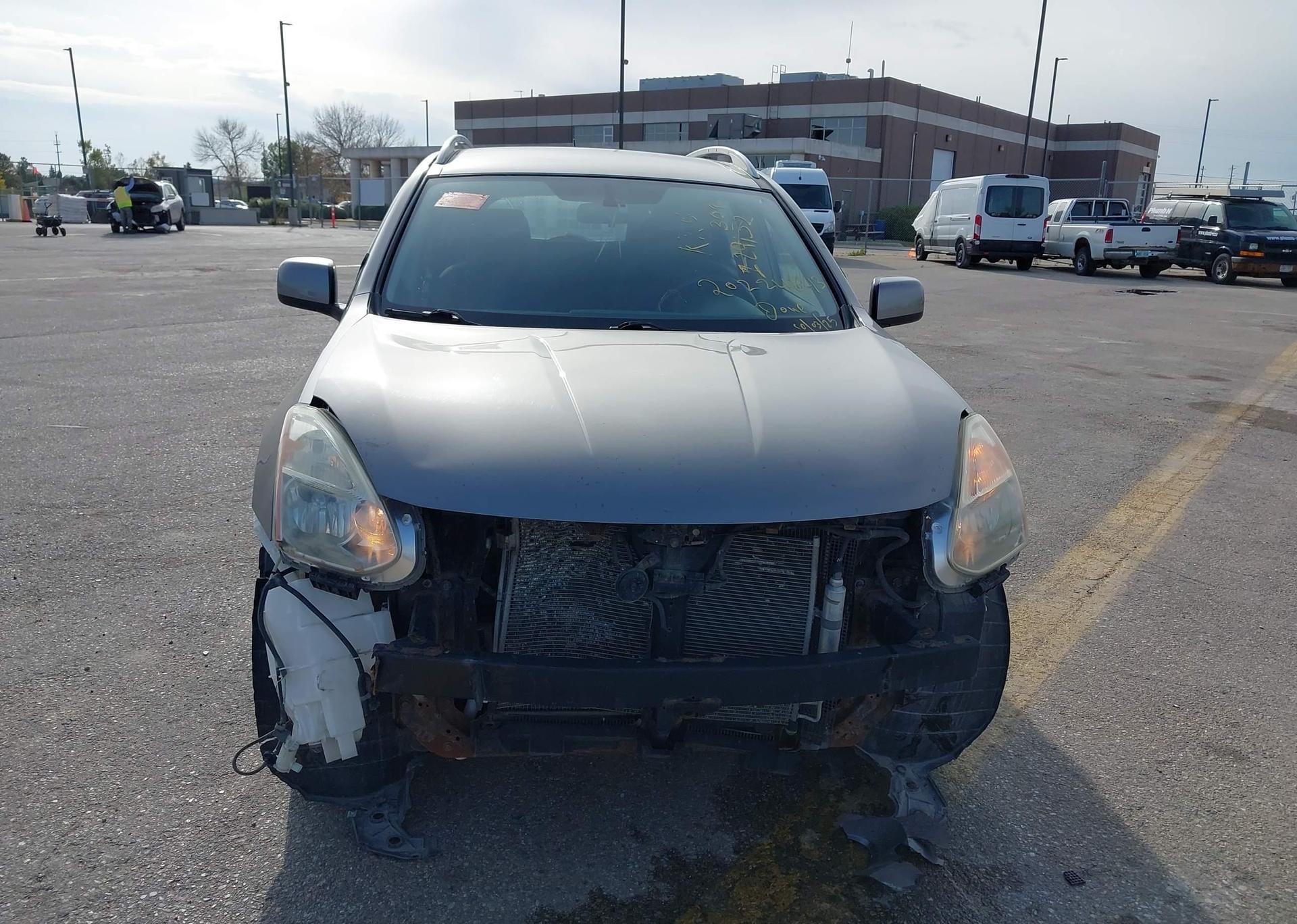 2013 NISSAN ROGUE SV