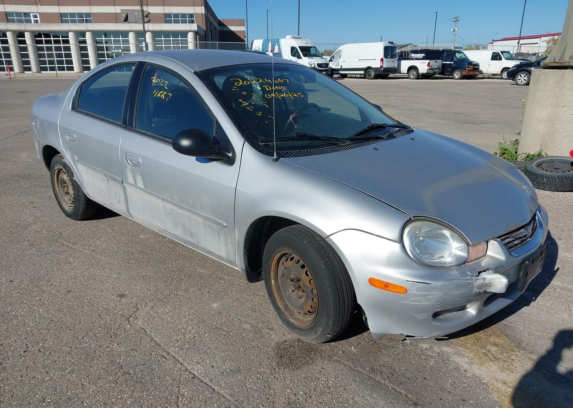 2002 CHRYSLER NEON LE