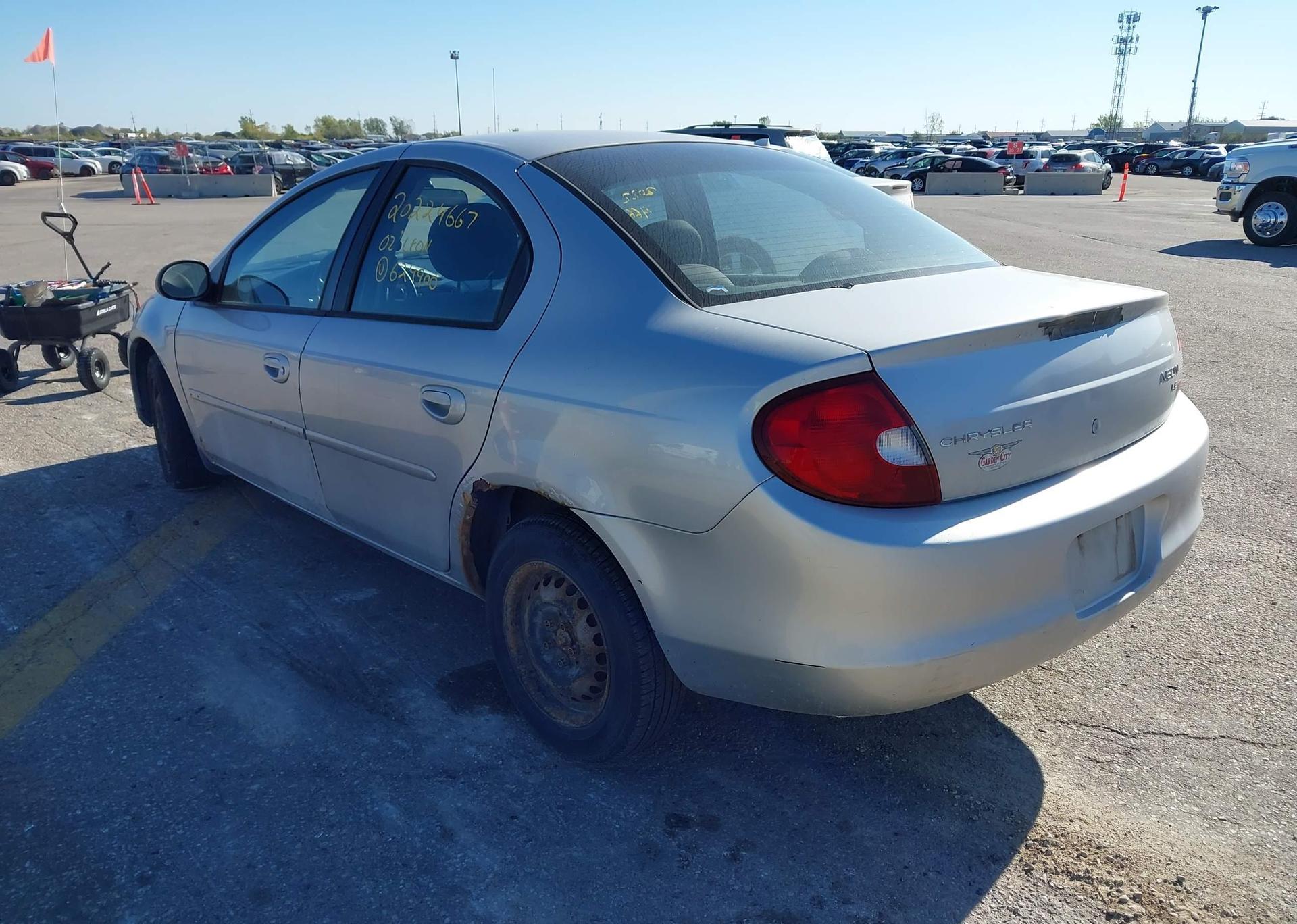 2002 CHRYSLER NEON LE