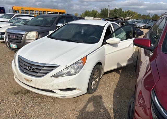 2013 HYUNDAI SONATA GL