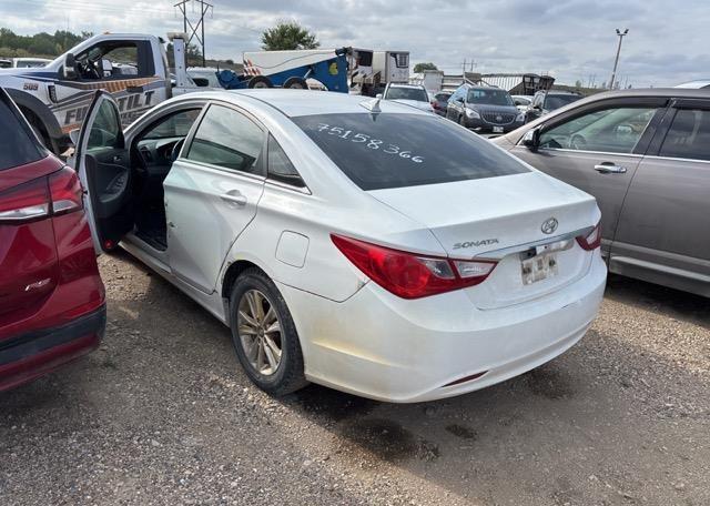 2013 HYUNDAI SONATA GL