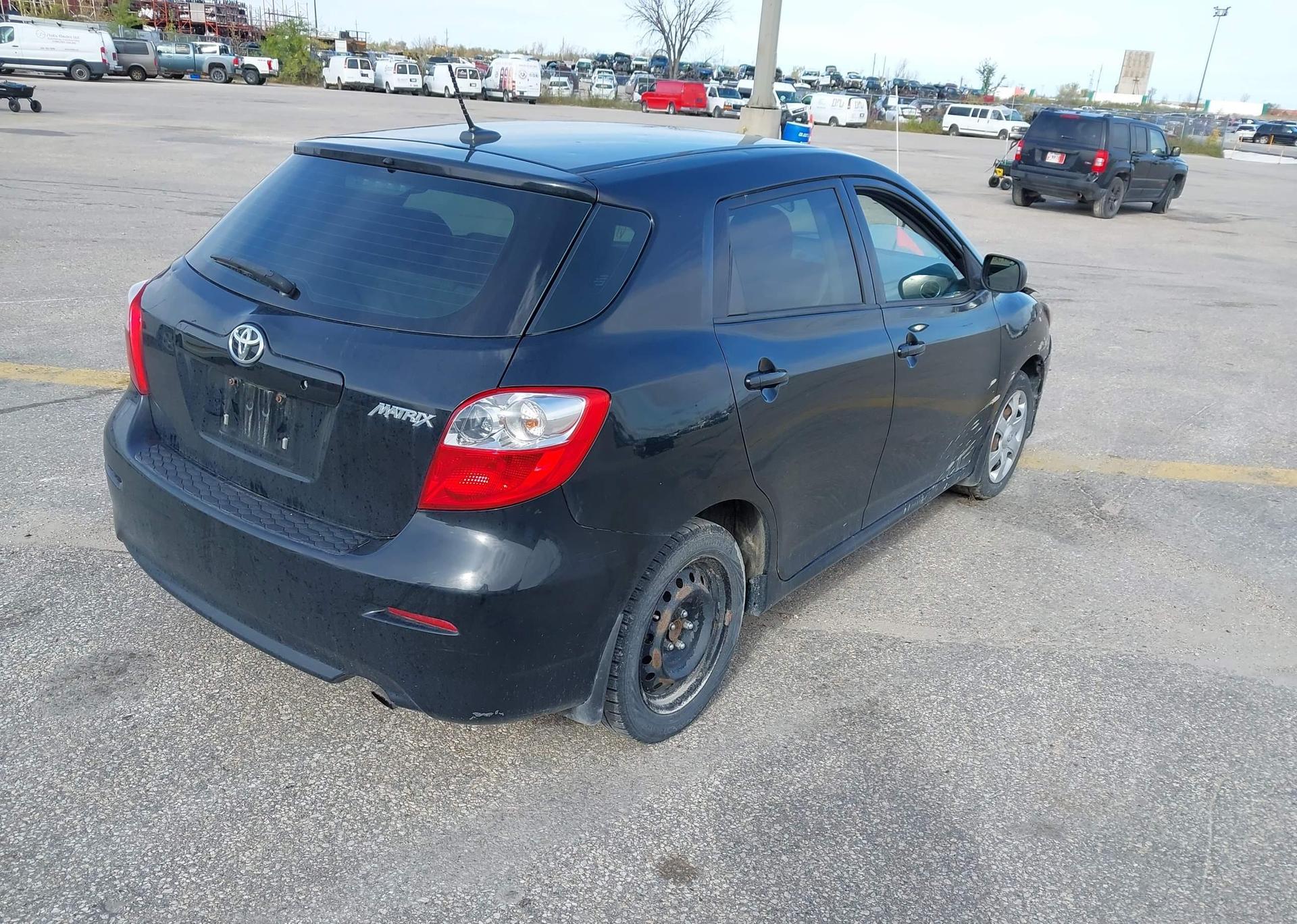 2013 TOYOTA MATRIX