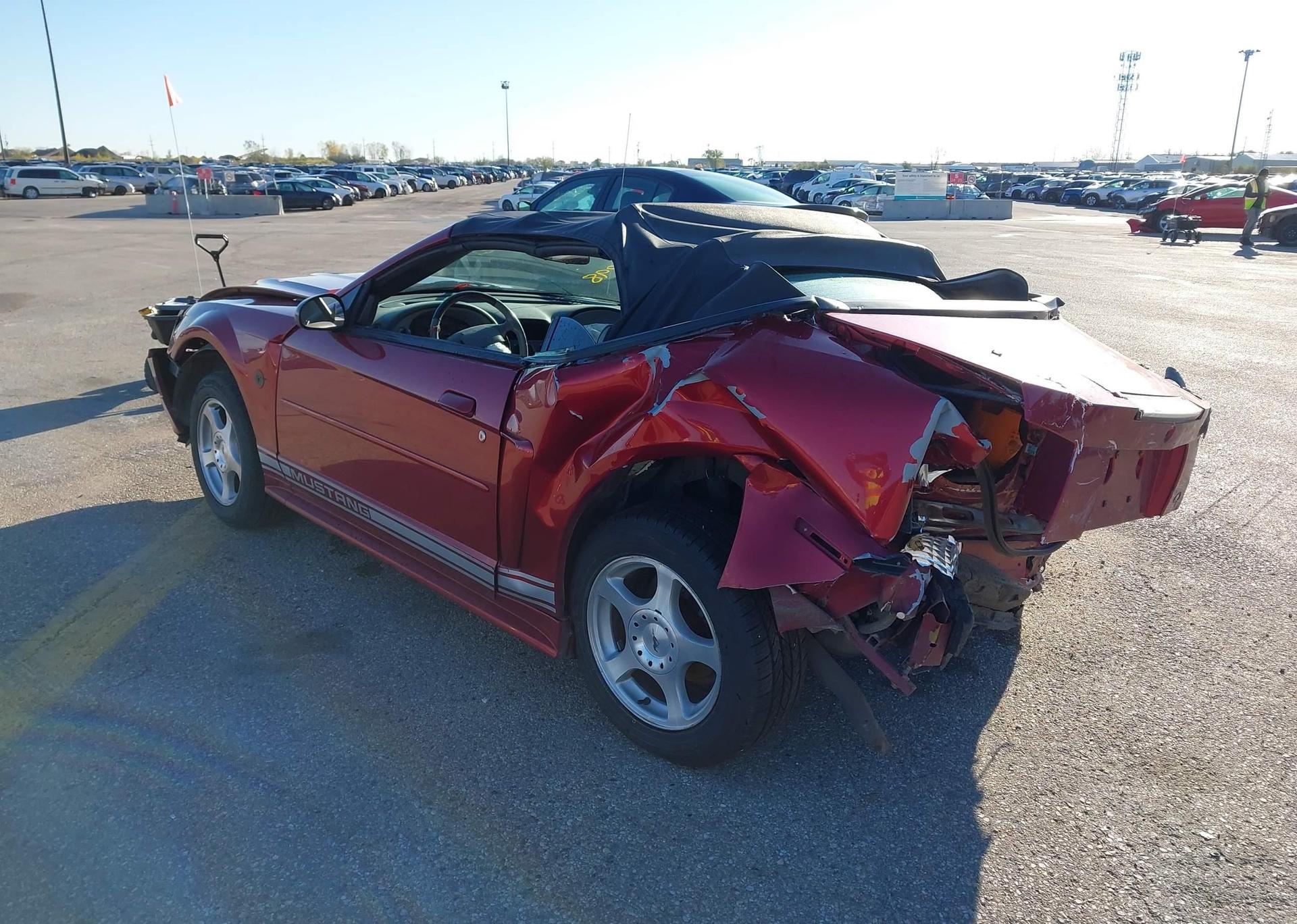 2004 FORD MUSTANG