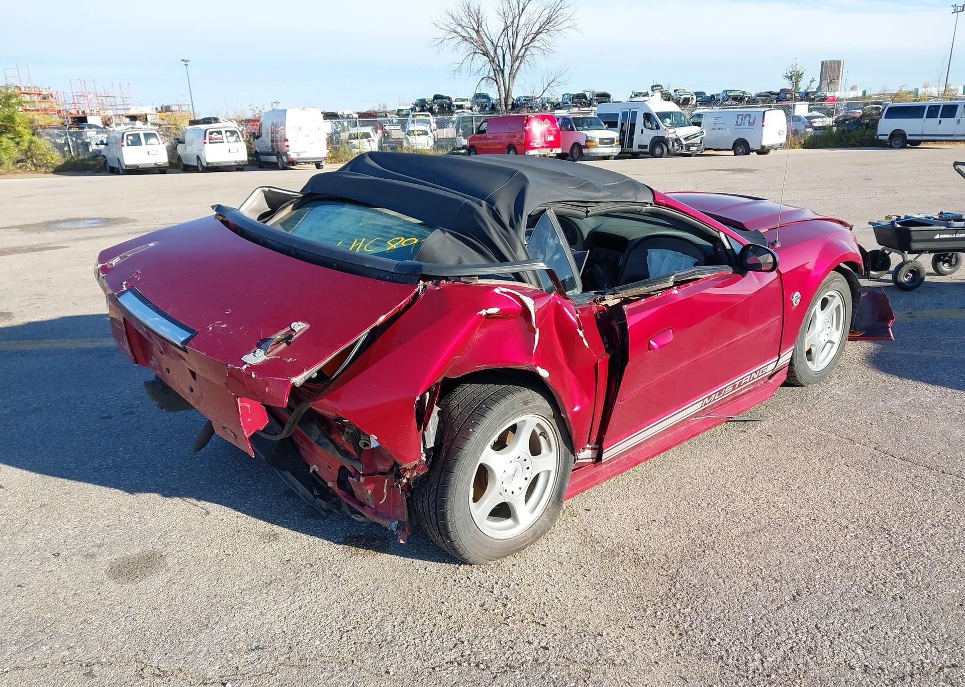 2004 FORD MUSTANG